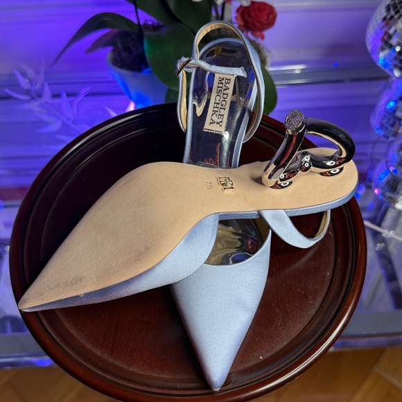 Badgley Mischka Lucille Heart Heel Slingback Pumps - Picture 11 of 14